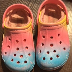 CROCS Pink and Blue Water Shoes with Ventilation and Comfortable Design